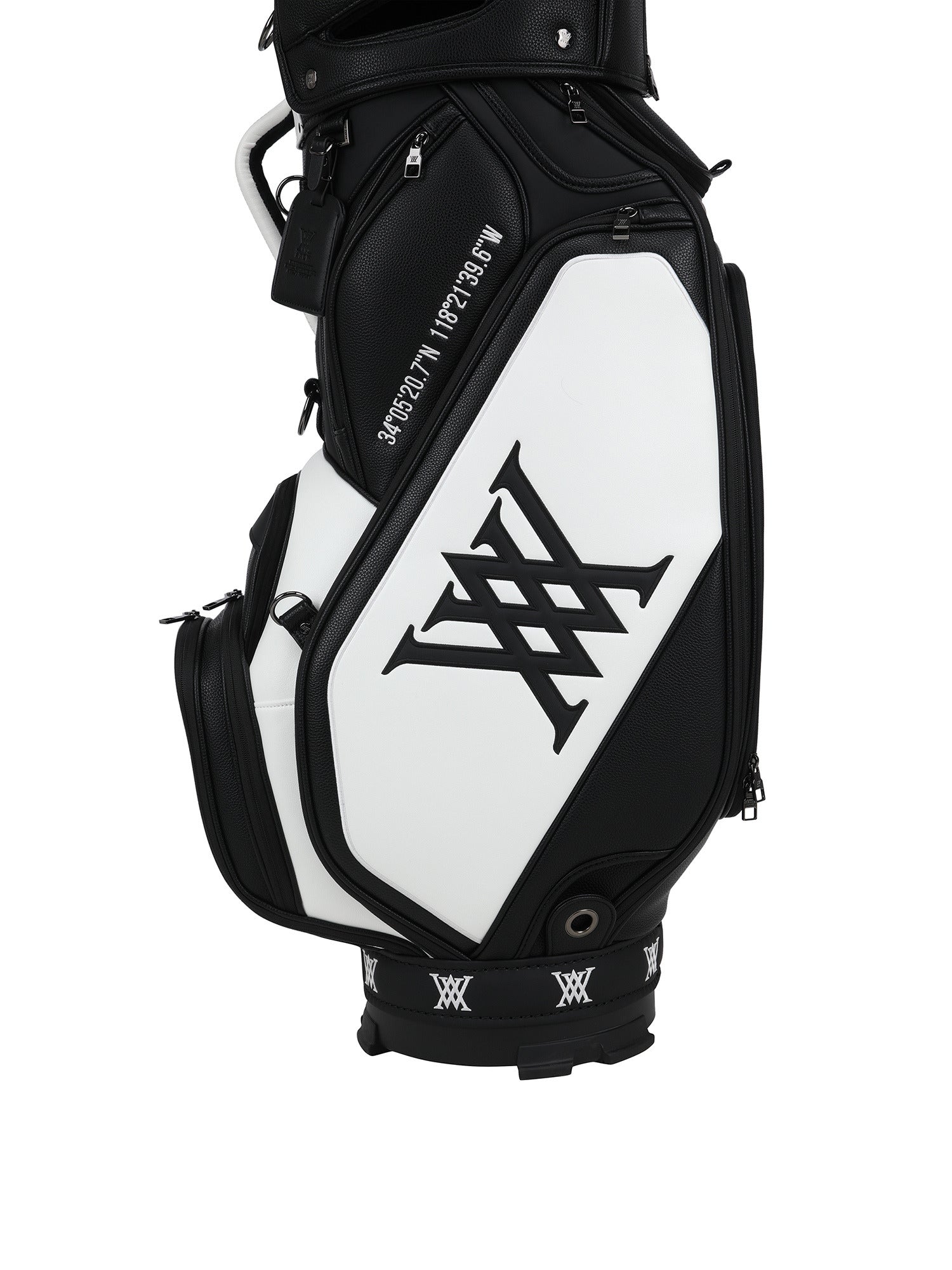 9.5 UNISEX TOUR BAG