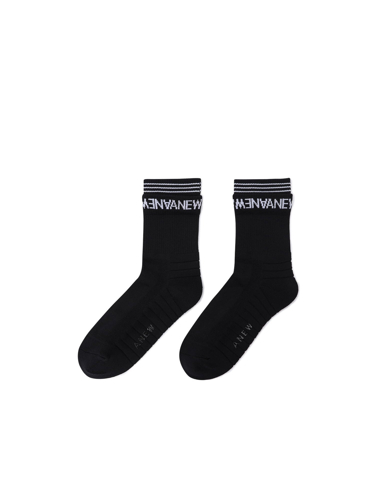 MEN ESSENTIAL MIDDLE SOCKS