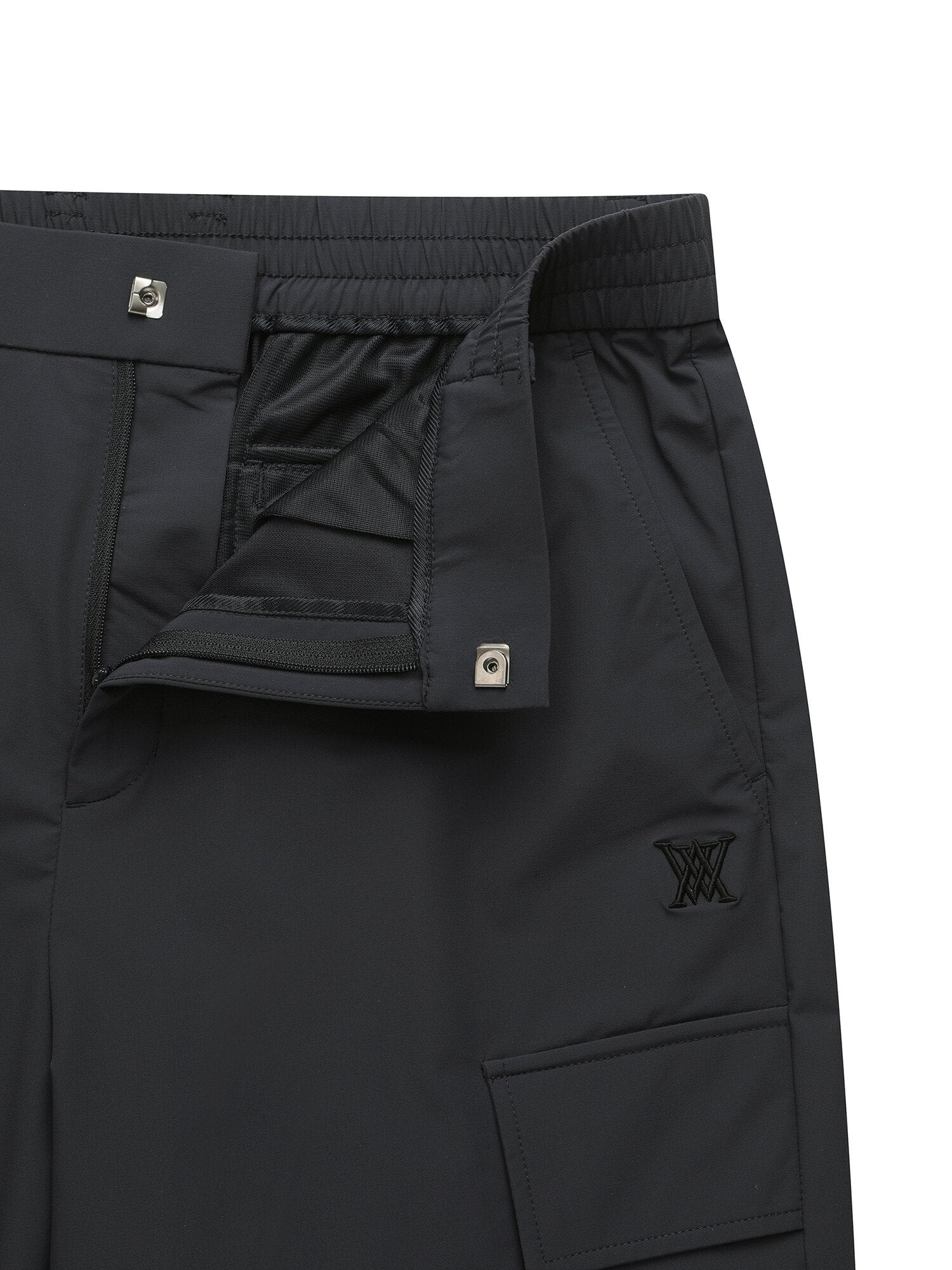 MEN TAPERED POCKET PANTS