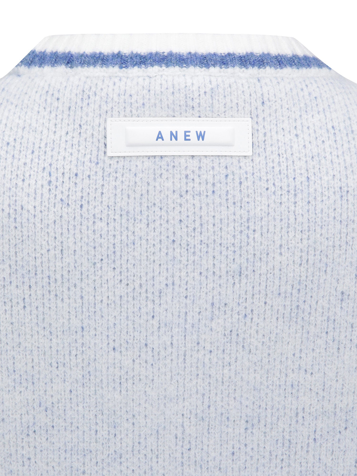 WOMEN WI FUZZY LOGO POINT SWEATER