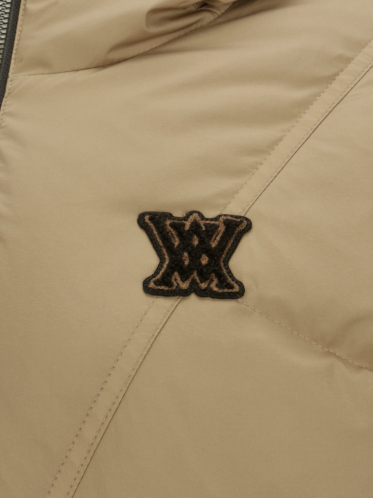 WOMEN HYBRID INCISION DOWN JK