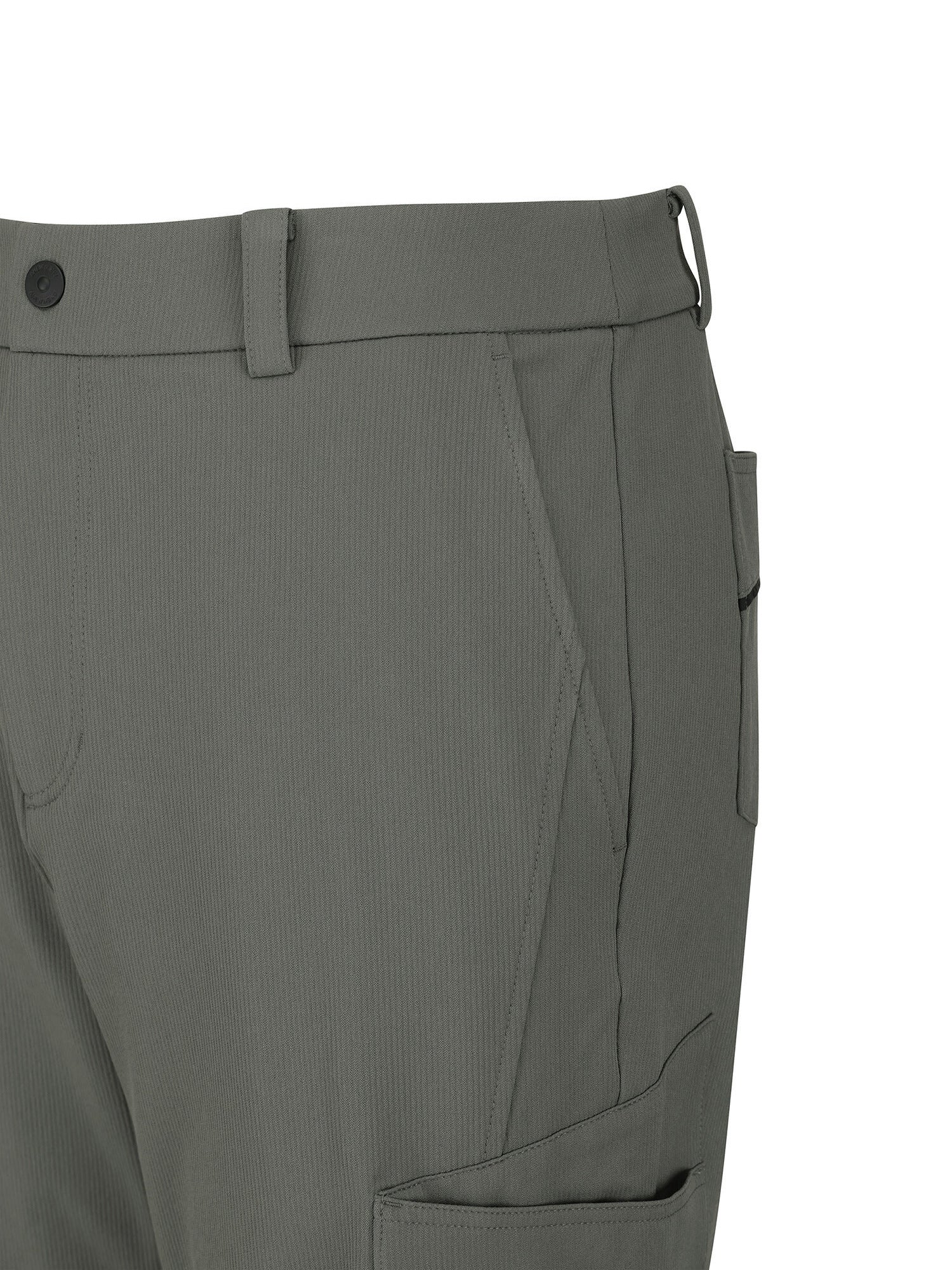 MEN TAPERED PANTS