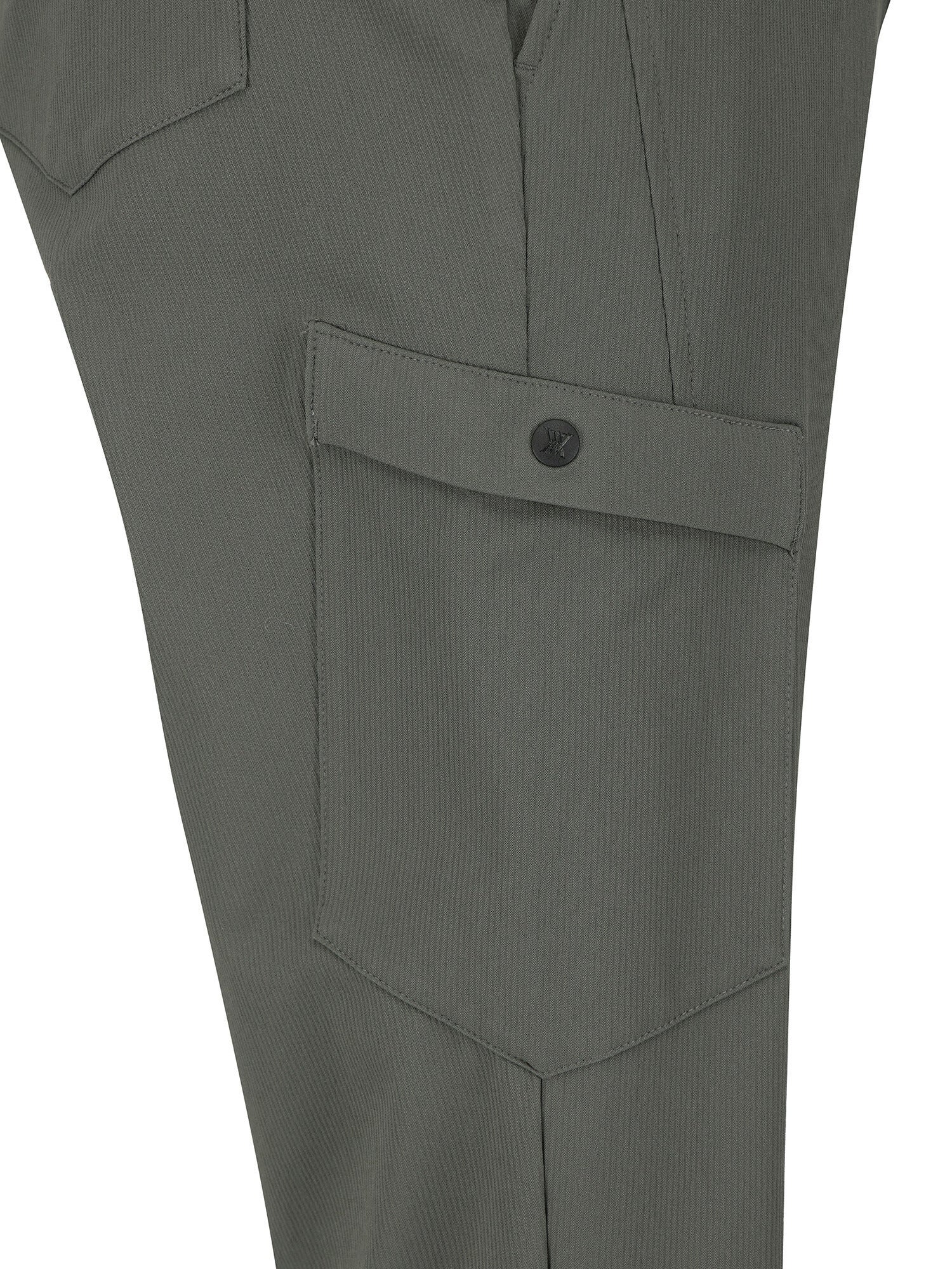 MEN TAPERED PANTS