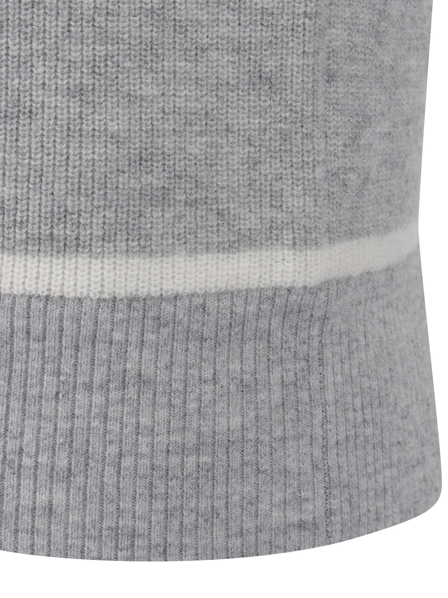 WOMEN WI WINDPROOF SWEATER