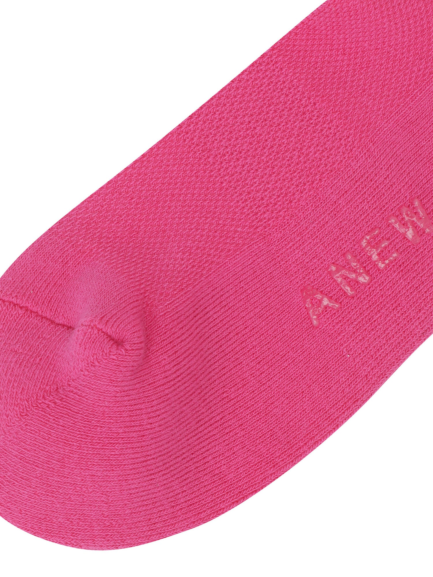 WOMEN ESSENTIAL MEDIUM NECK SOCKS