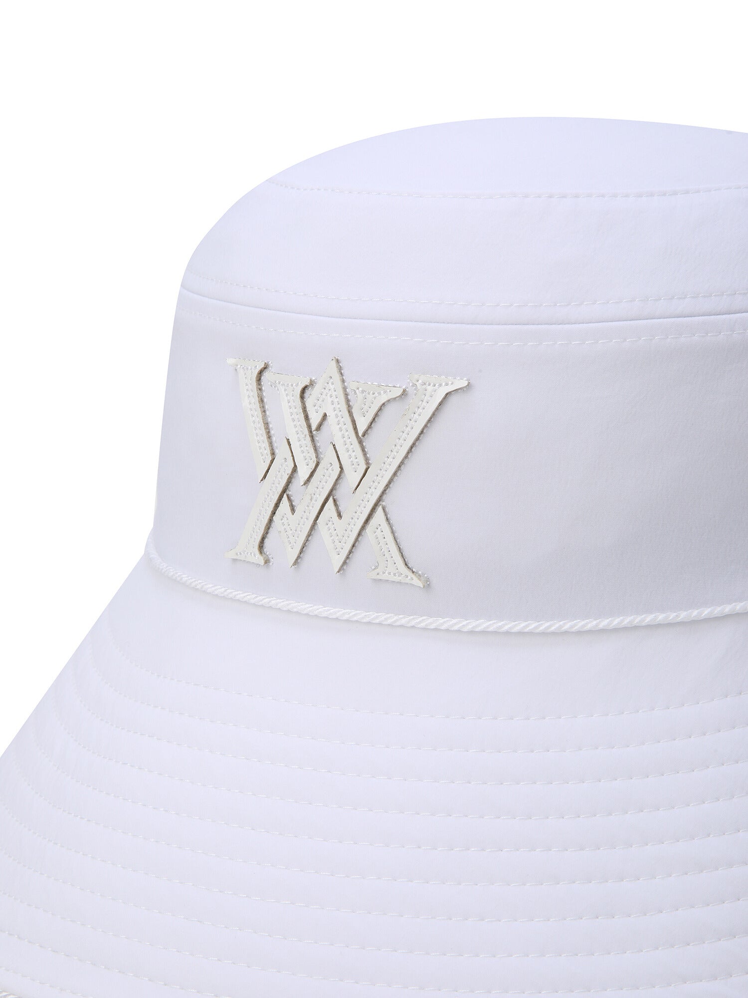 WOMEN SPLIT-BACK BUCKET HAT