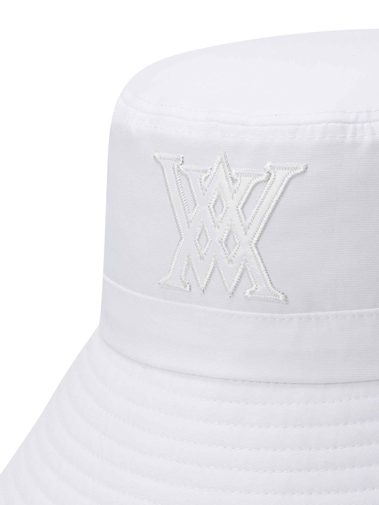 WOMEN ESSENTIAL BUCKETHAT