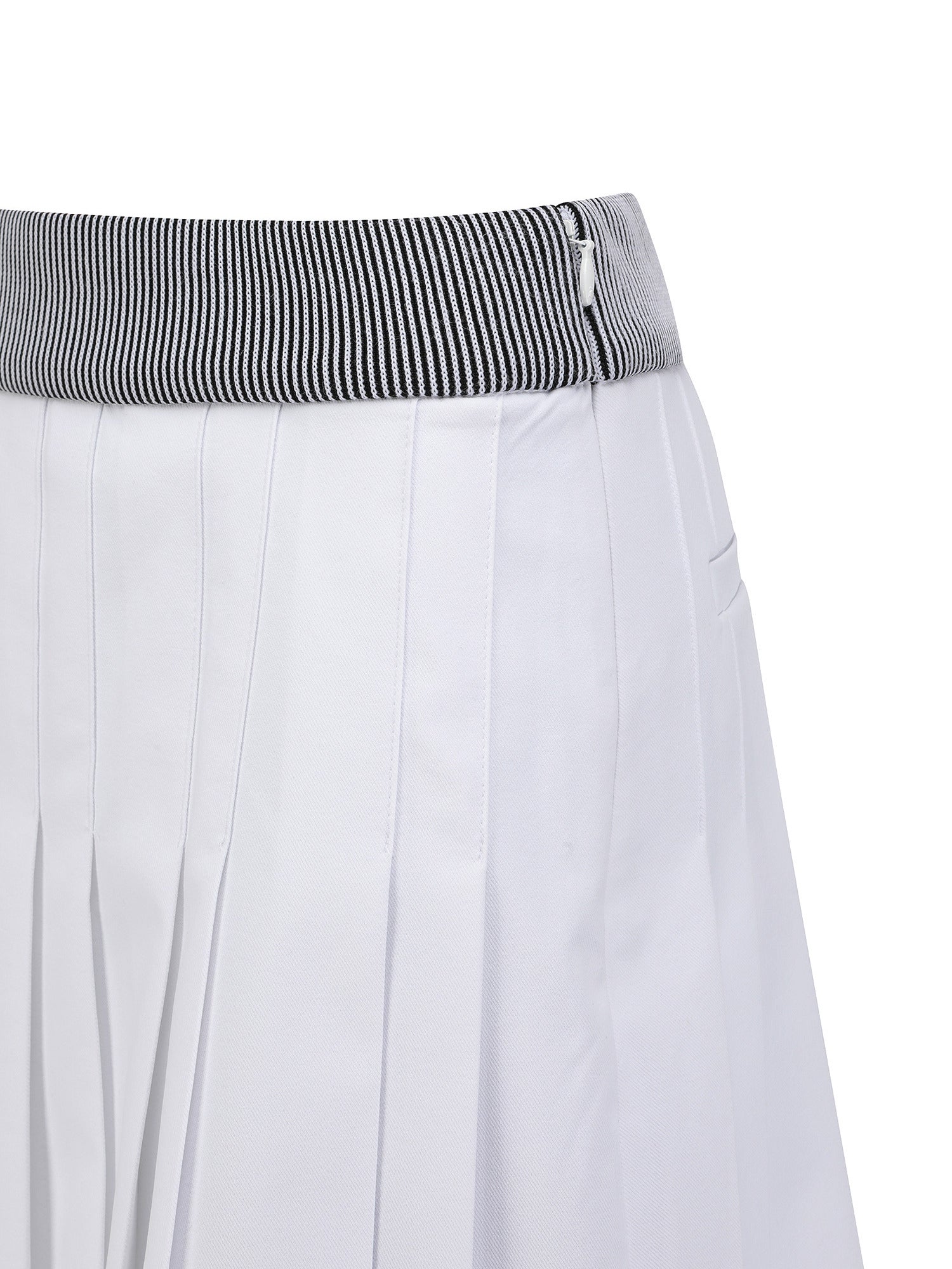 WOMEN ESSENTIAL PLEATS SKIRT