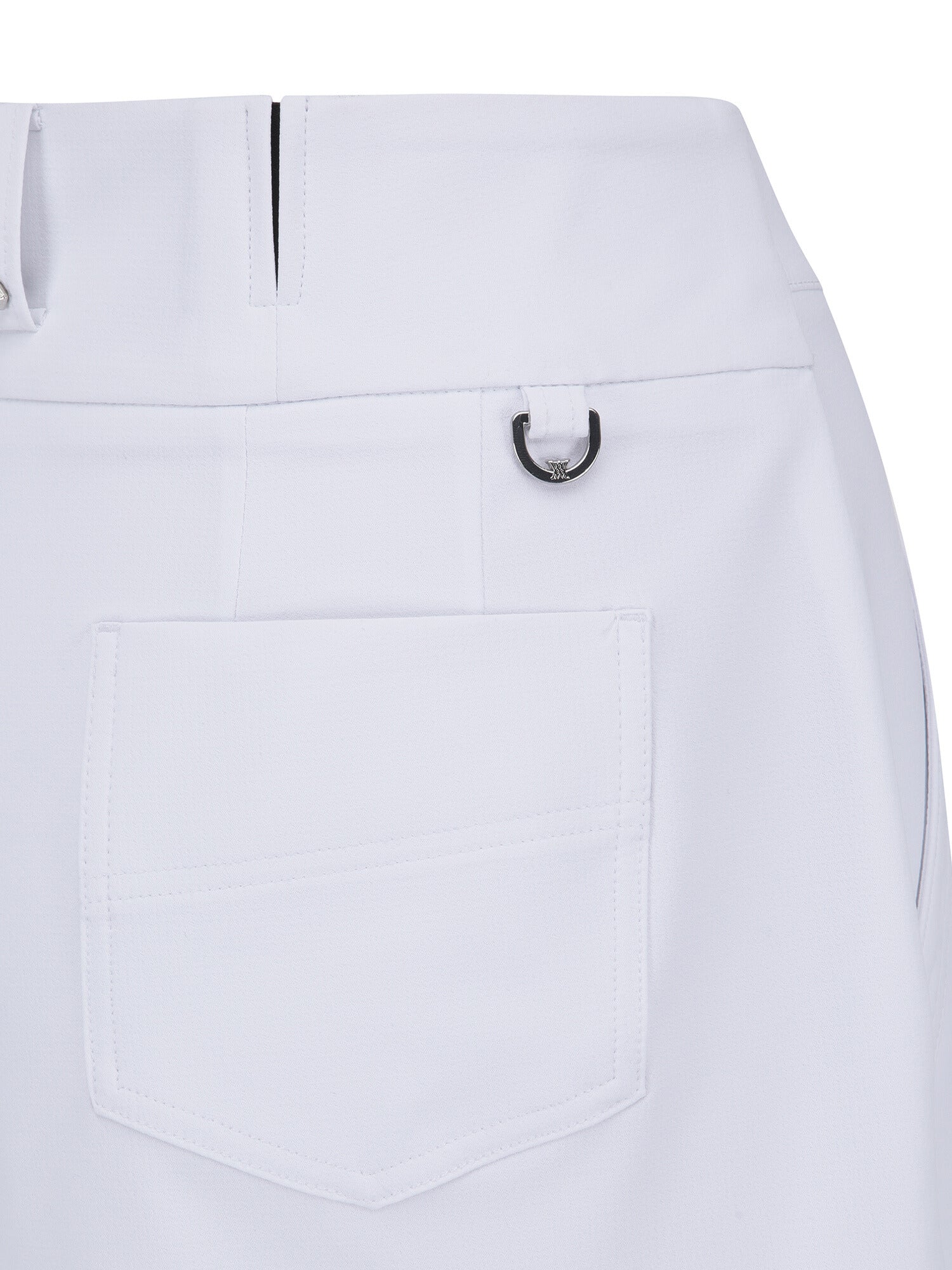 WOMEN SM ESSENTIAL HALF PANTS