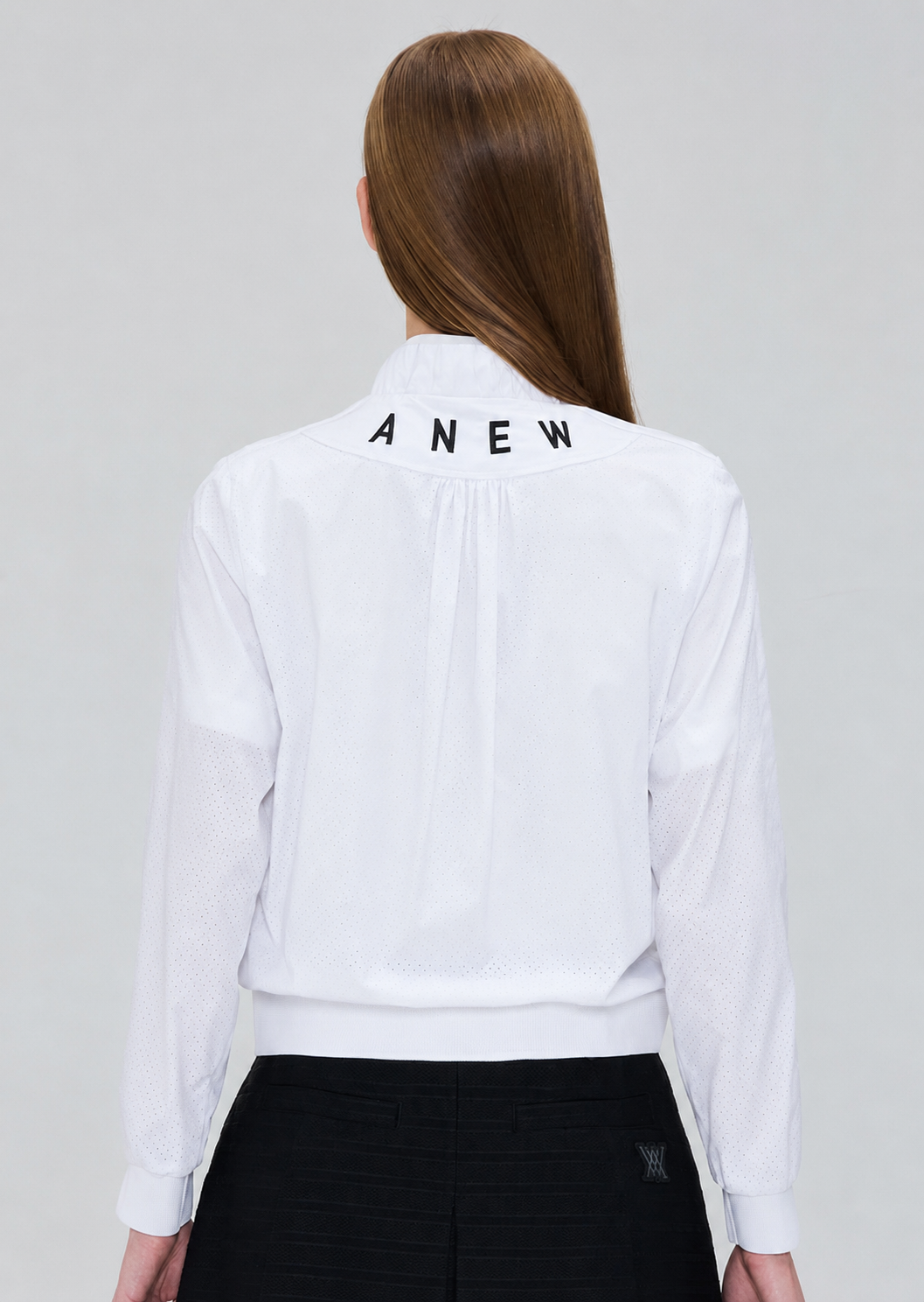 WOMEN ESSENTIAL JACKET